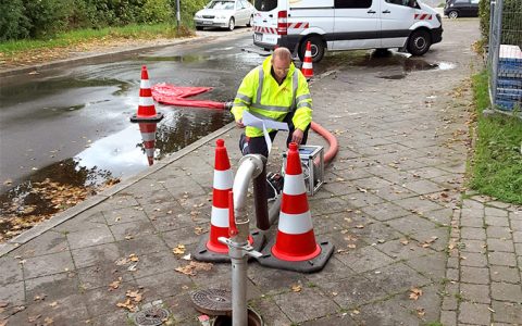 Rohrnetzspülungen erhalten die Trinkwasserqualität